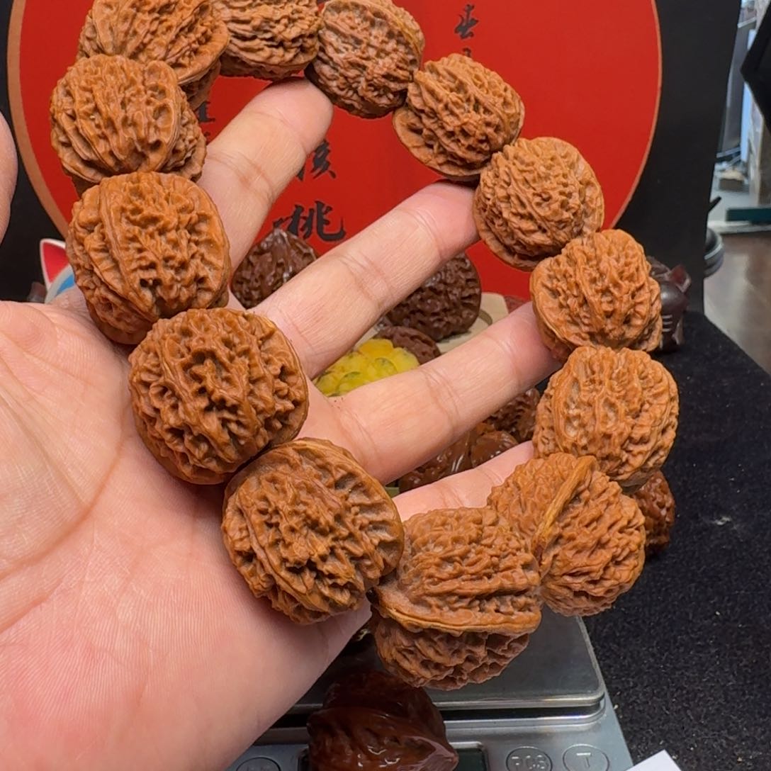 文玩核桃把件32边荔枝纹手串有黄尖