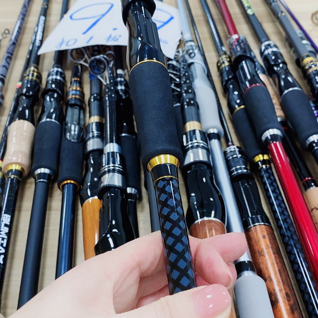 黑金色枪柄2.1米路亚