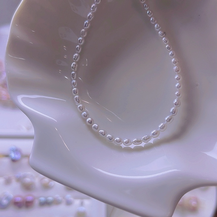 淡水珍珠颈饰合金