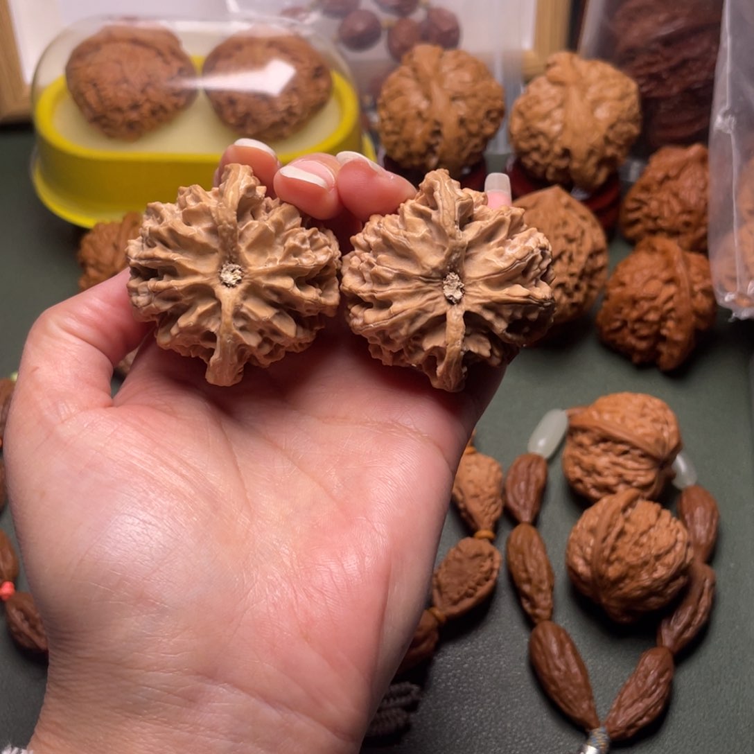 文玩核桃吊坠苹果圆44尺