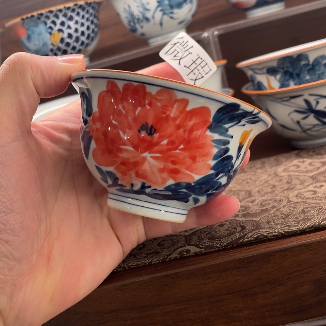 釉下手绘茶具微瑕