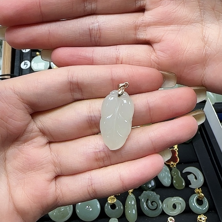 和田玉颈饰银S925镶嵌