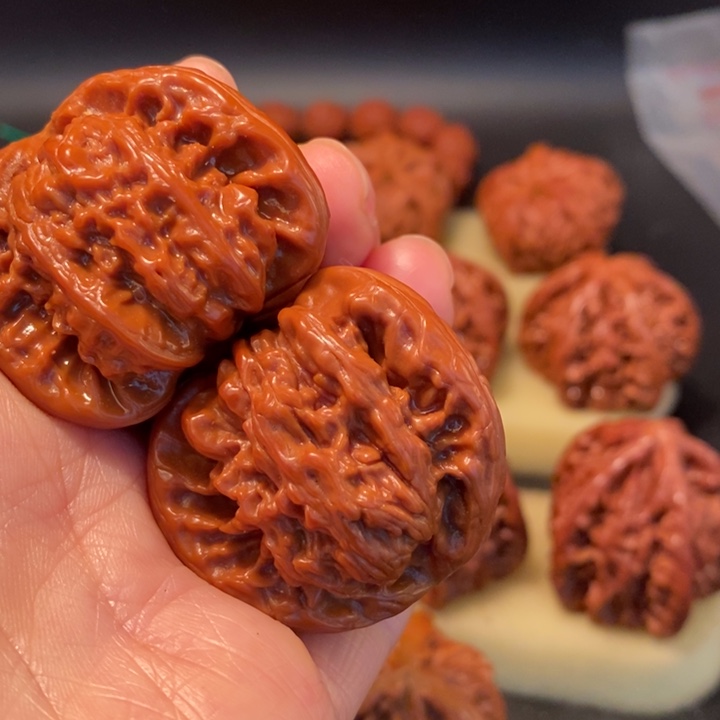 黄***涛核桃手串/手链工艺核桃
