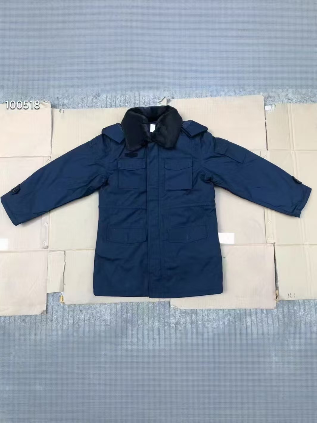 藏青大衣 内胆 毛领 帽子可拆卸 加厚防寒