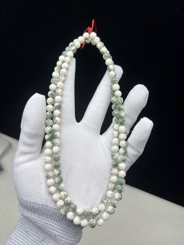 石玉同枝7圆奶酪无相绿包白长串