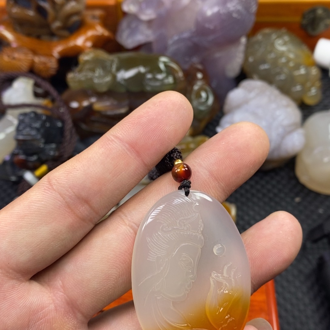 玛瑙/玉髓手把未镶嵌七**生