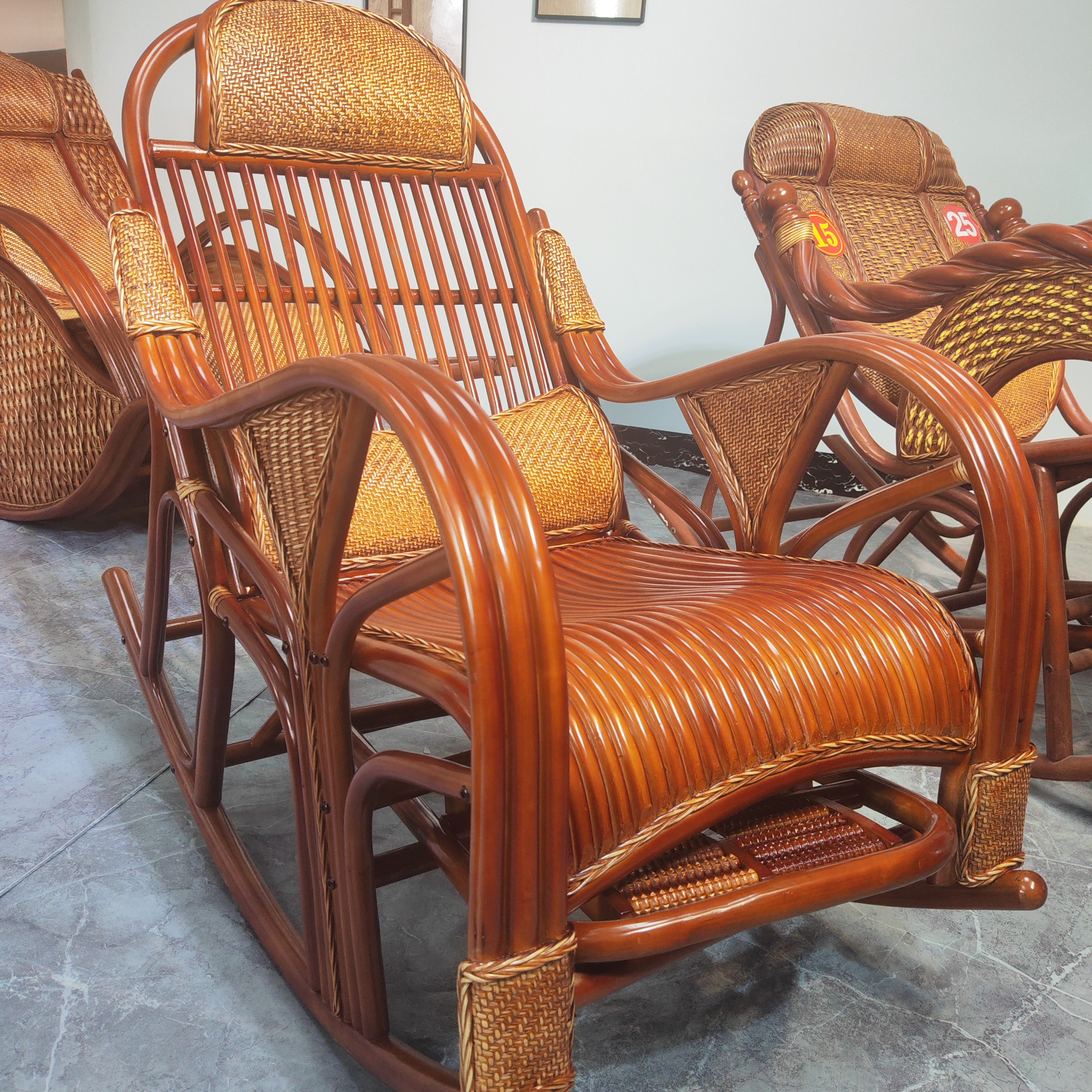 藤王阁藤椅厂中大号红色摇椅