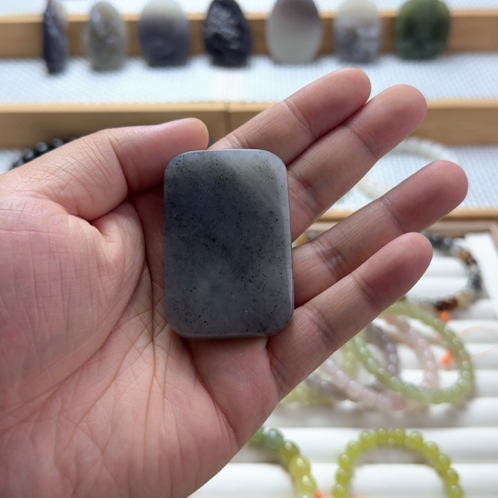 和田玉未镶嵌吊坠(不含链)