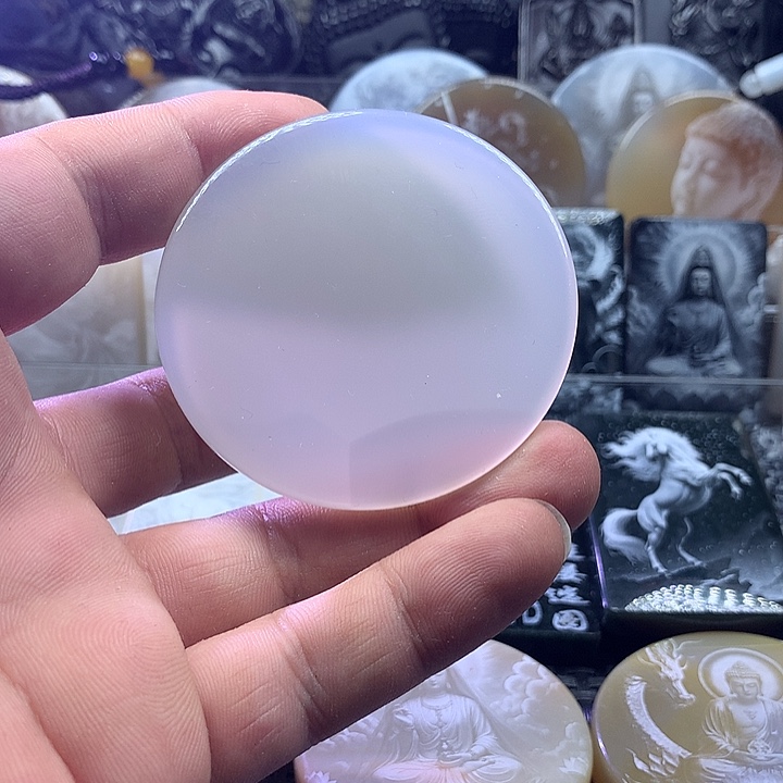 未镶嵌颈饰玛瑙/玉髓听*唱