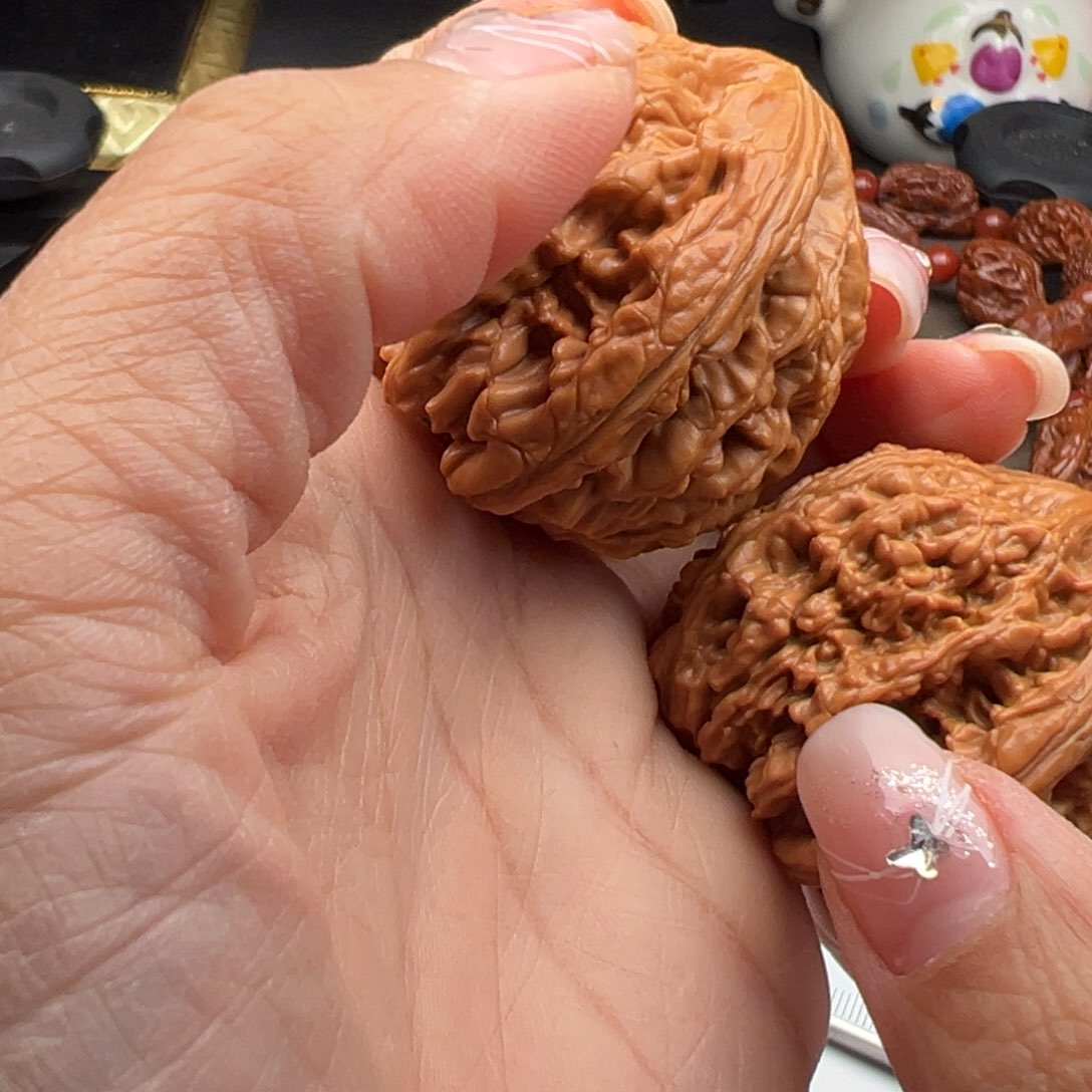 文玩核桃把件虎头王45