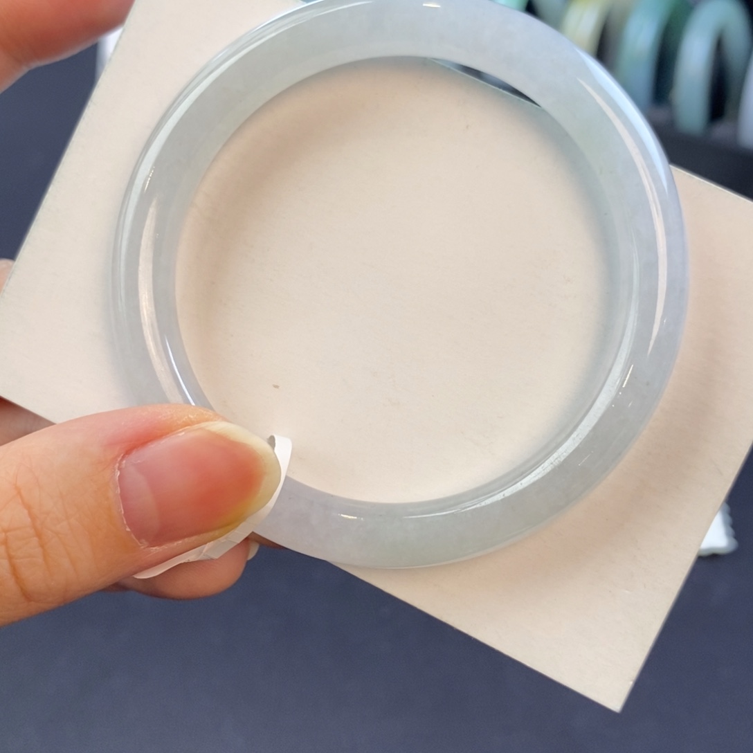 翡翠未镶嵌手镯白冰52.6