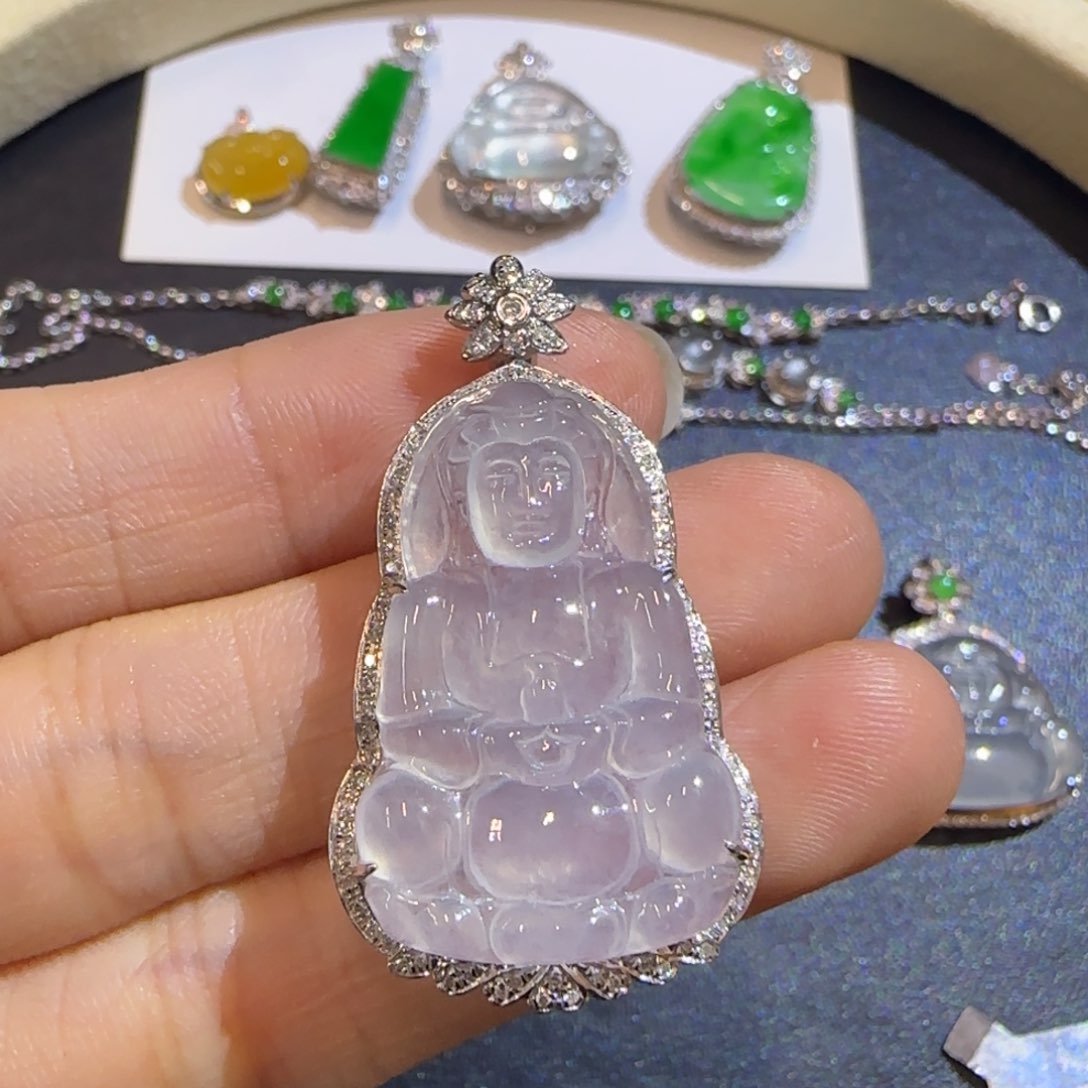 翡翠18K金镶嵌颈饰精品