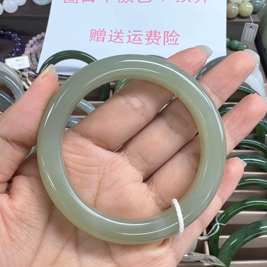和田玉手镯未镶嵌L****s