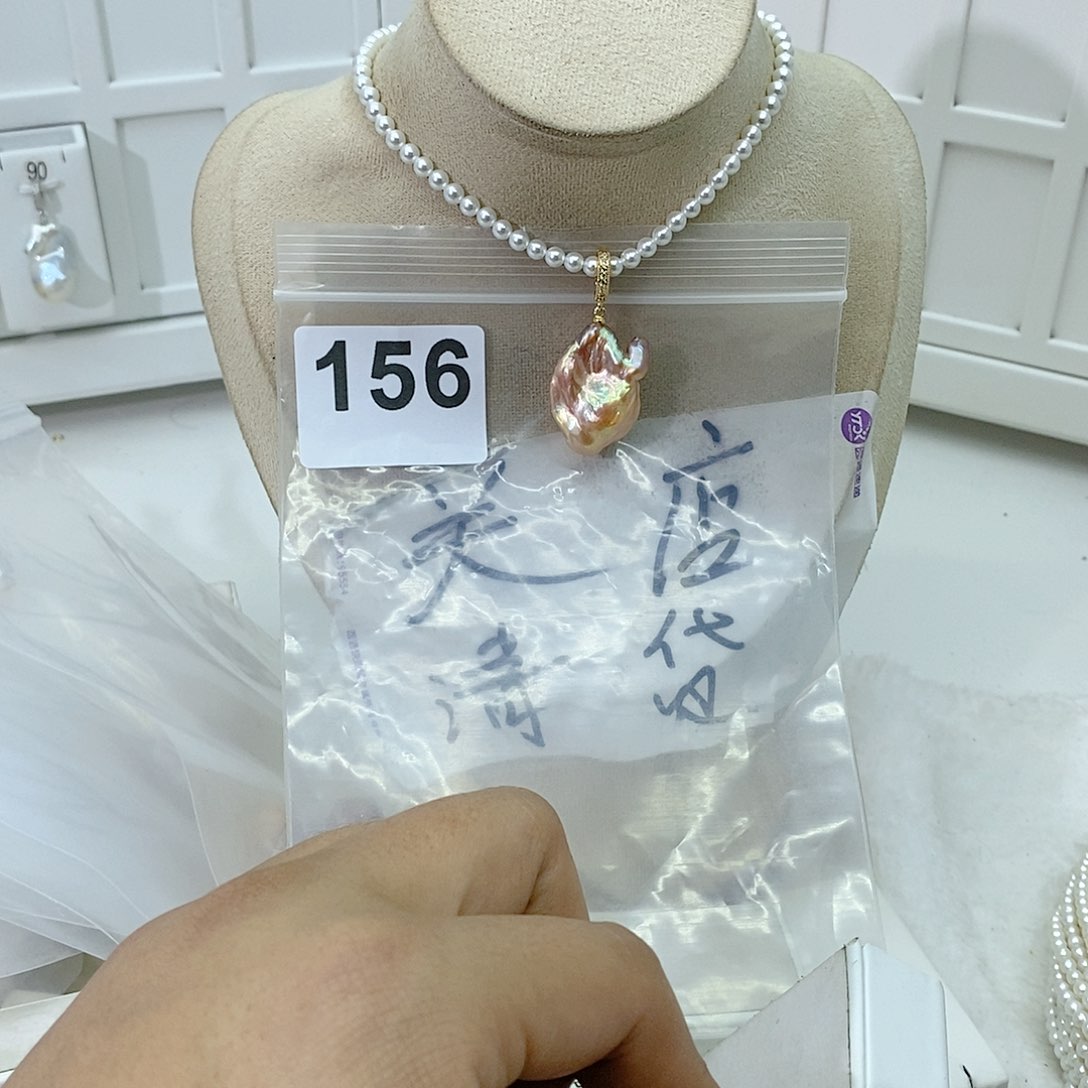 淡水珍珠颈饰合金