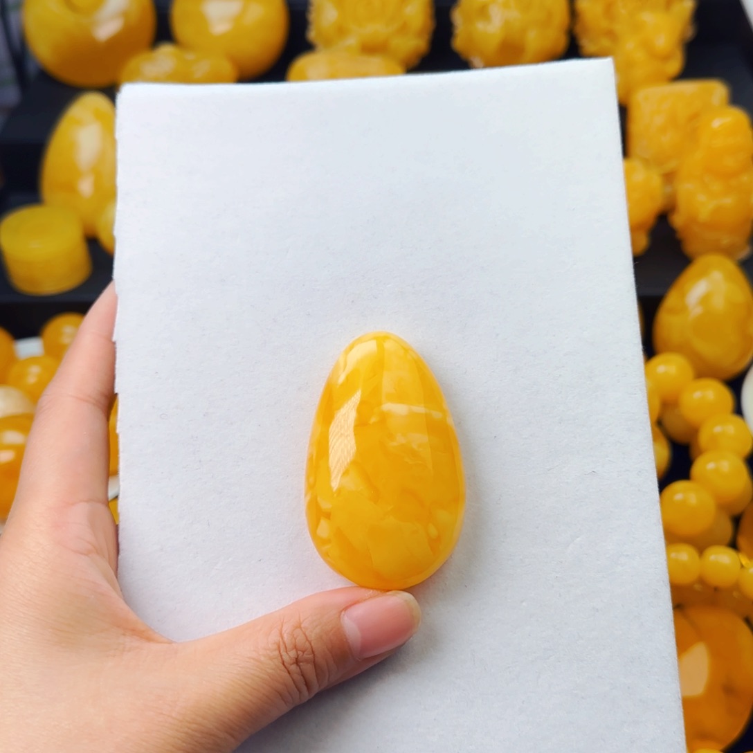 琥珀颈饰未镶嵌吊坠