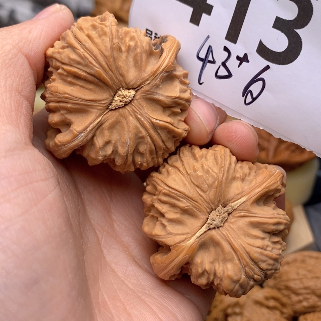 文玩核桃把件413号43白