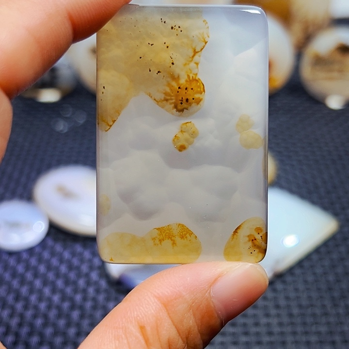 玛瑙/玉髓未镶嵌珠宝半成品