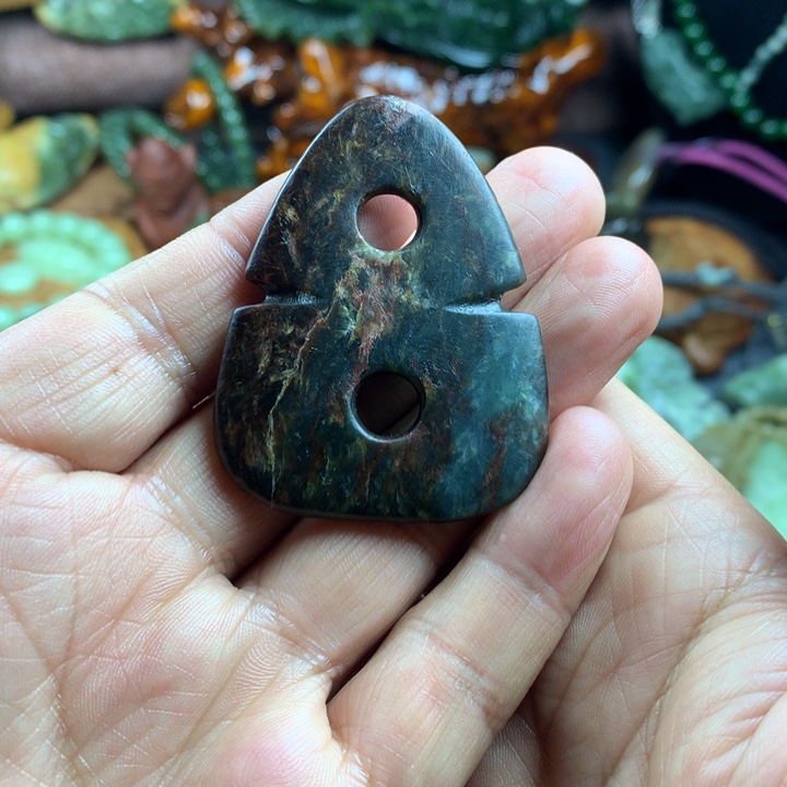 岫岩河磨玉（透闪石质玉）吊坠未镶嵌