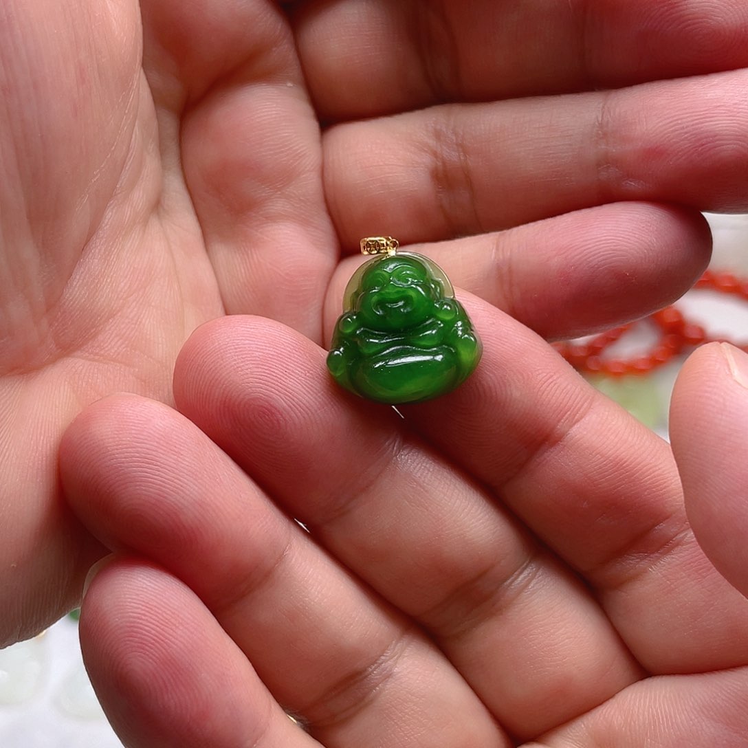 和田玉（碧玉）18K金镶嵌颈饰