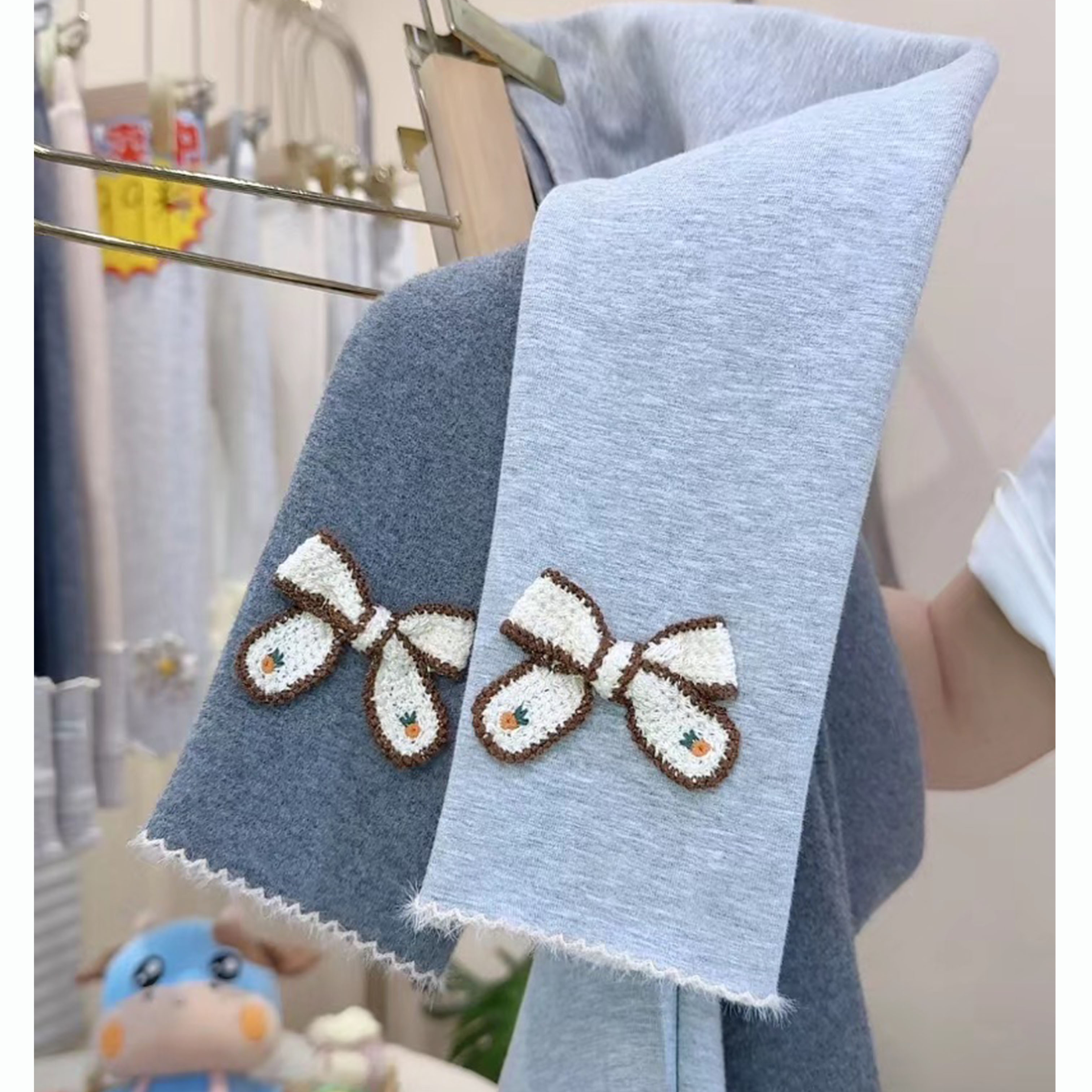 500克薄绒H27蝴蝶结中小女童打底裤外穿一体绒秋冬长裤宝宝打底裤