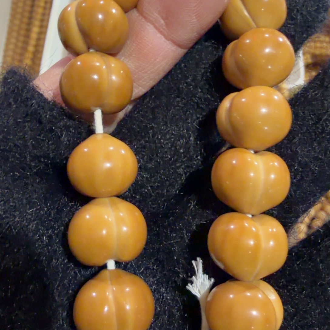 猴头核桃吊坠屁桃