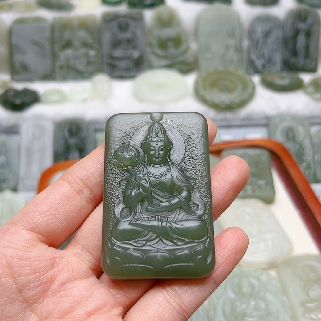 和田玉颈饰未镶嵌(****