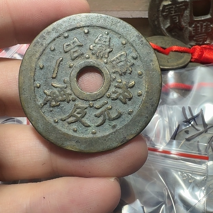 美***来铜现代工艺品花钱