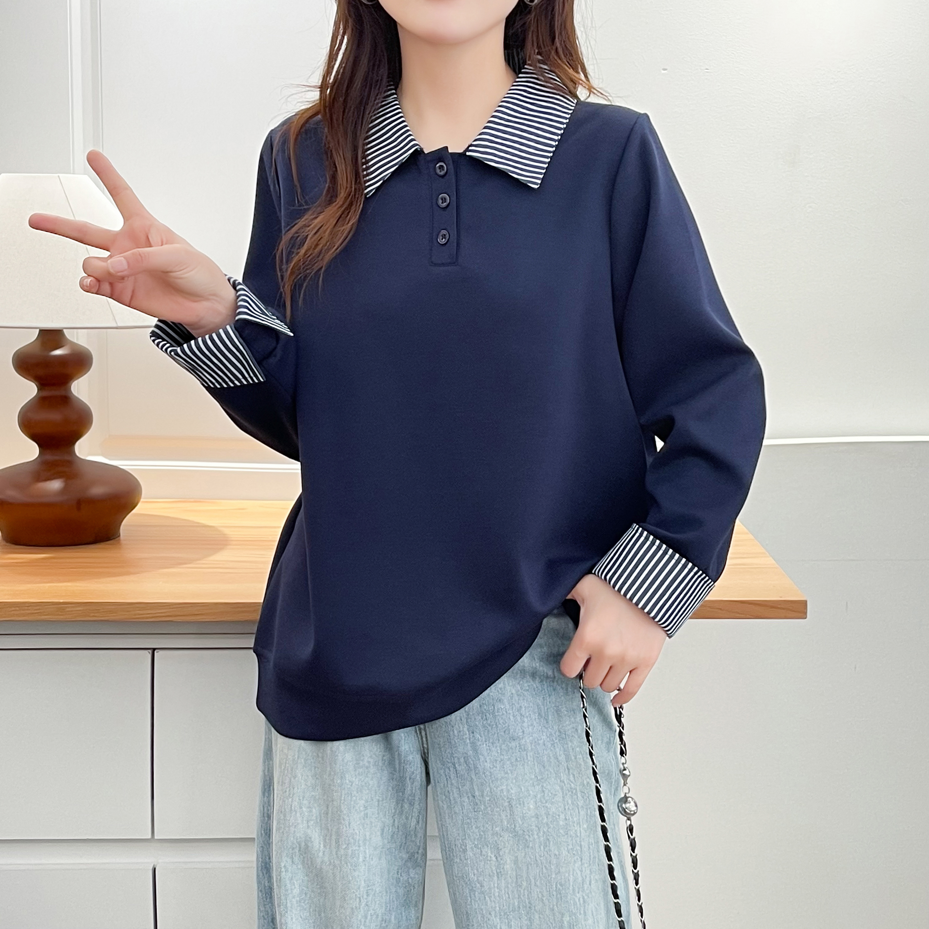 钱多多家大码女装休闲翻领春秋长袖拼接条纹卫衣设计感时尚DD6031