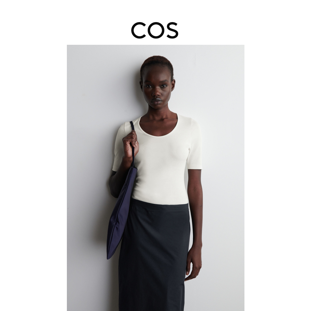 COS女装 修身版型圆领短袖T恤米白色2025春季新品1272305002