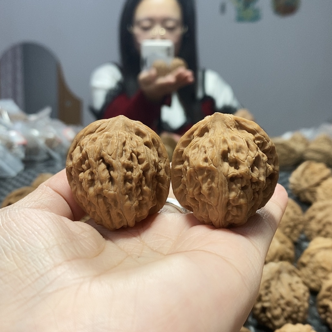桃核吊坠荔枝纹36