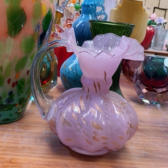 琉璃花瓶高19厘米口径5厘米