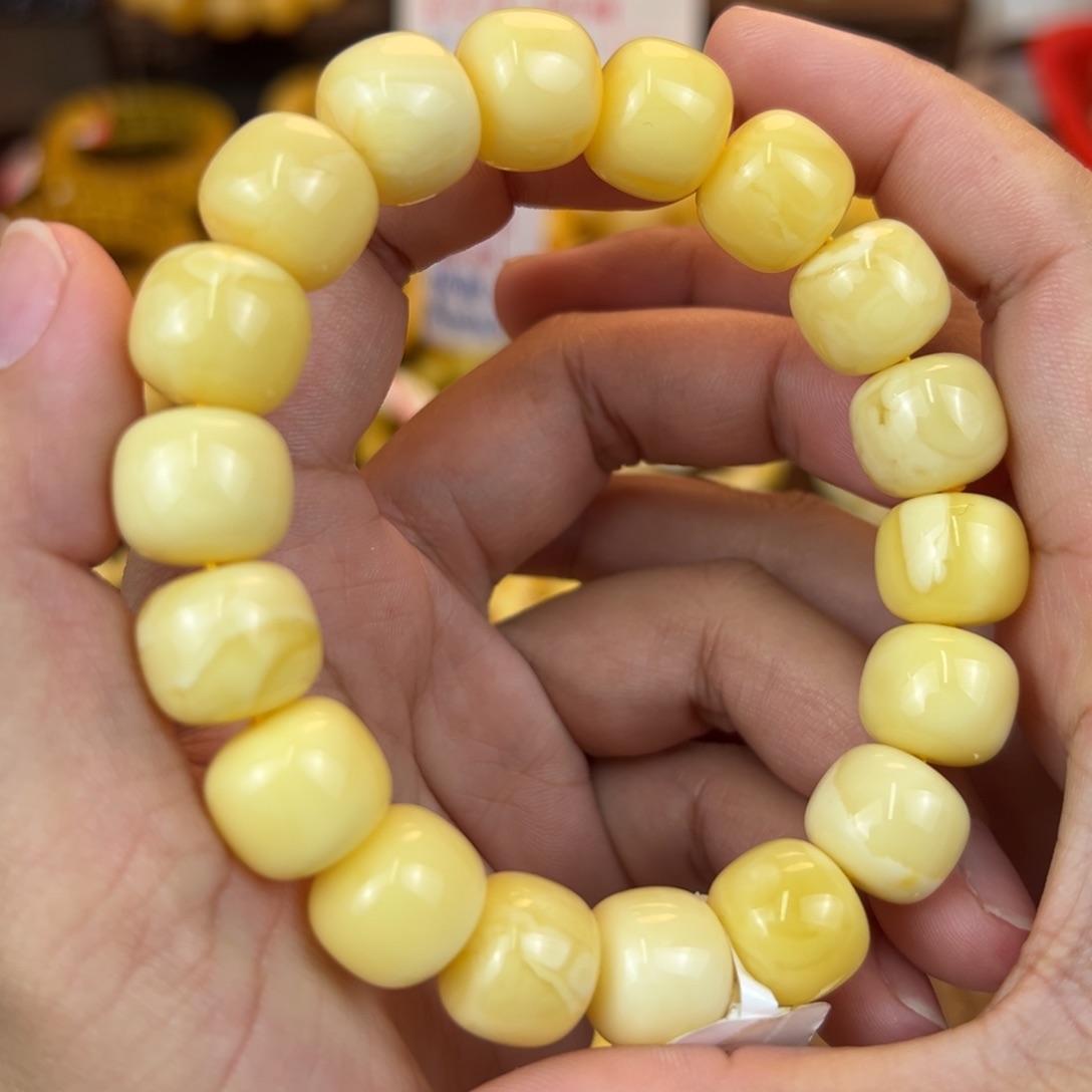 琥珀裸石未镶嵌kjjhhhhhhhhhhjm