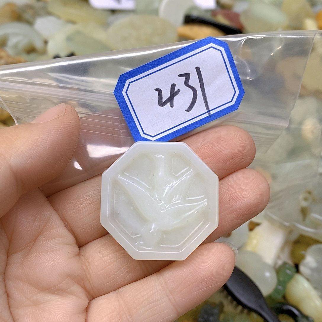 蛇纹石玉颈饰未镶嵌431