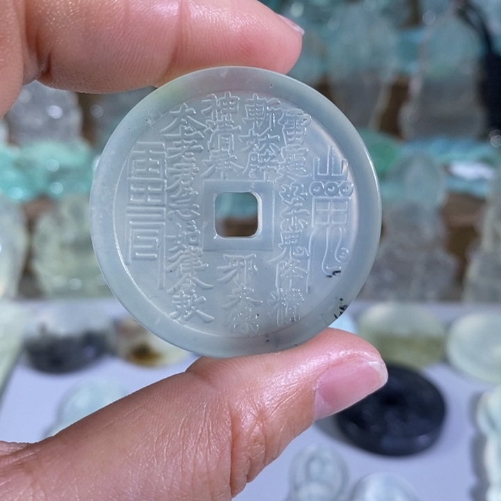 岫玉吊坠未镶嵌吊坠