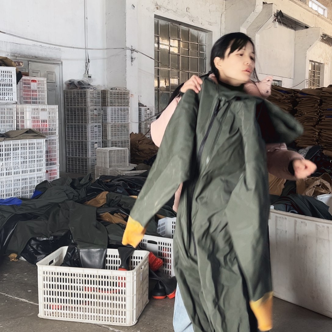 全身42袖口宽微瑕疵