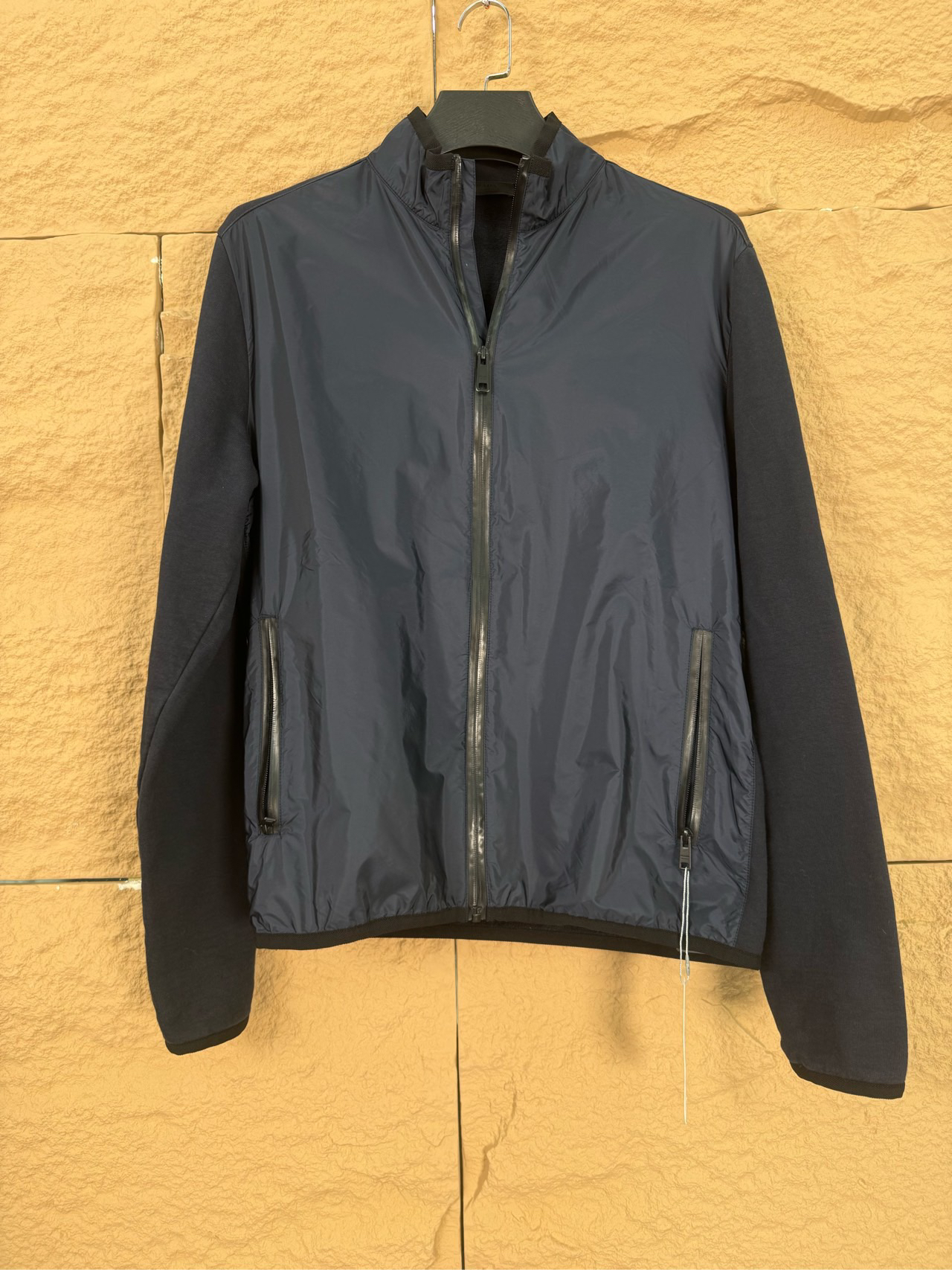 普拉达/Prada藏青色拼接尼龙夹克外套/工价15500/99新/Xl