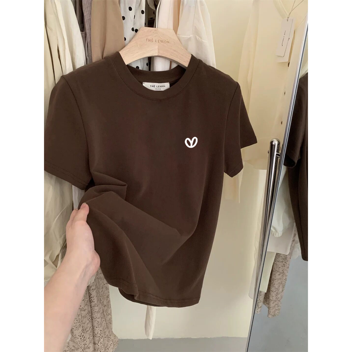 美式正肩修身短袖t恤女夏季2025新款大码欧货洋气上衣半袖打底衫