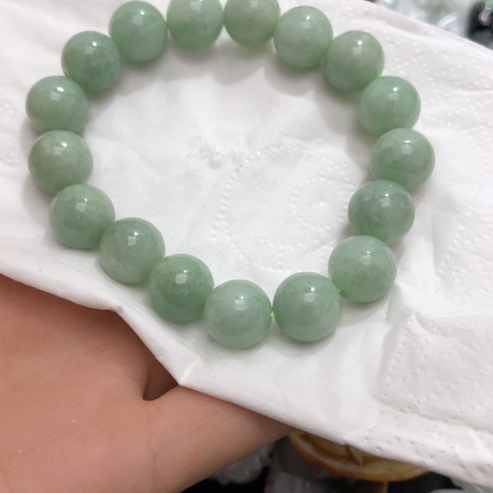 【闪购商品】翡翠颈饰未镶嵌镜**月天然翡翠