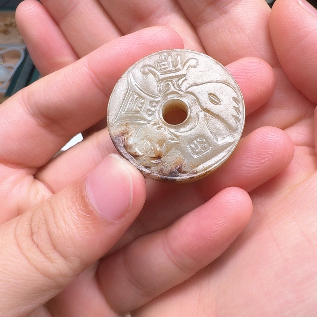 我***遥和田玉（青白玉）未镶嵌吊坠(不含链)