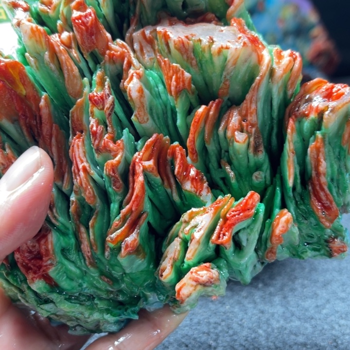 石材开播后的第一个节目是在