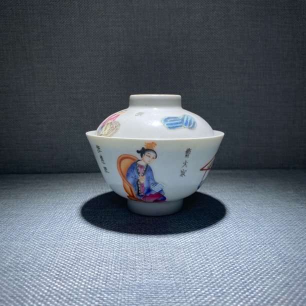 粉彩故事纹盖碗茶碗