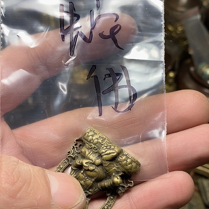 沐***行小杨推荐铜物件一个