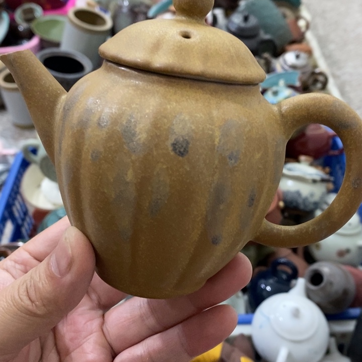陶瓷艺术品及陶瓷壶