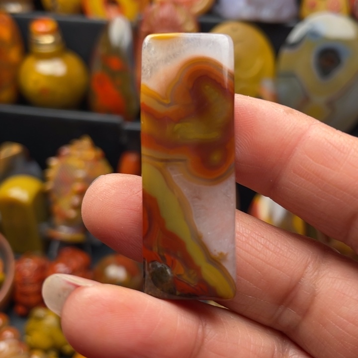 玛瑙/玉髓颈饰未镶嵌