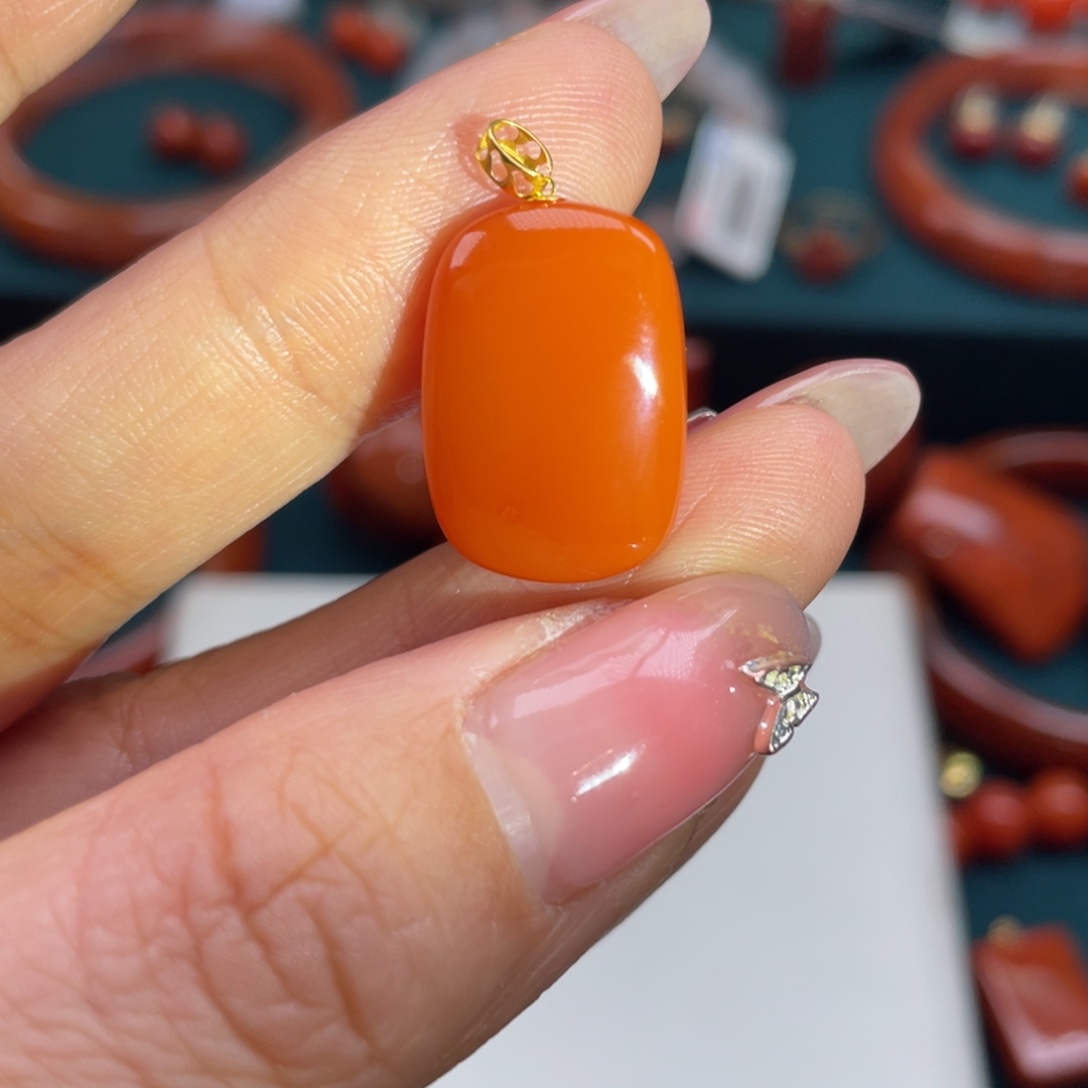 南红玛瑙未镶嵌保山南红满肉无事牌吊坠