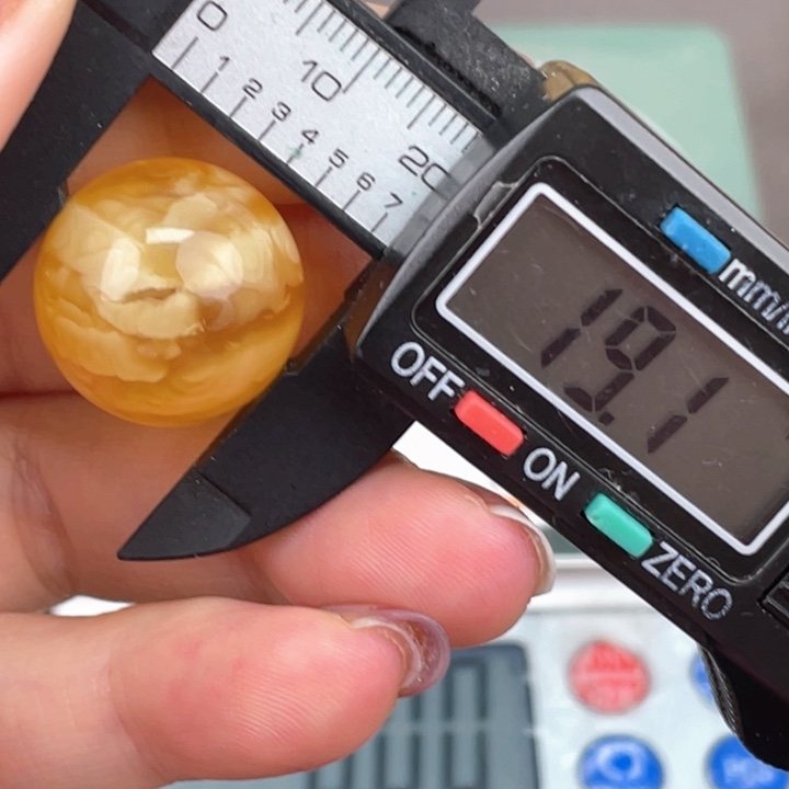 琥珀裸石未镶嵌微瑕962