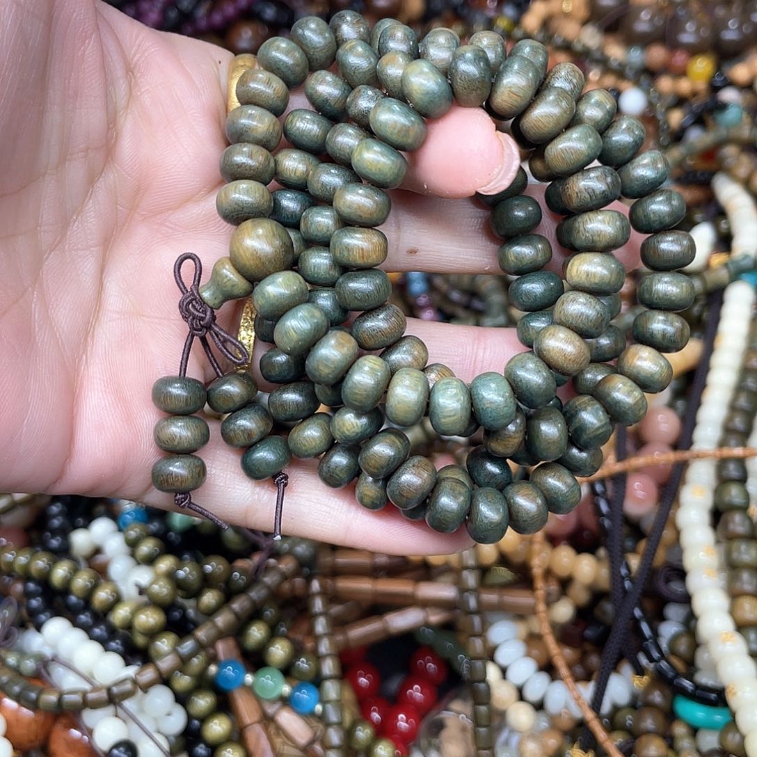 维腊木（绿檀）无事牌