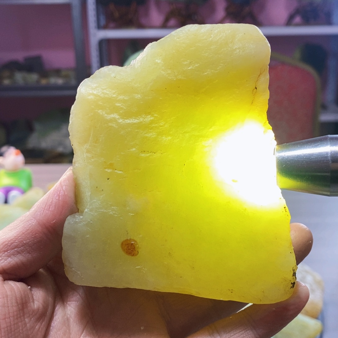 蛇纹石玉未镶嵌岫玉原石蛇纹石玉