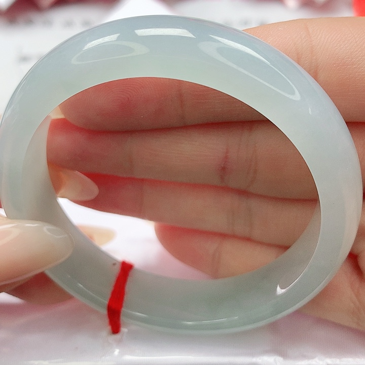 翡翠手镯未镶嵌缅甸天然A货翡翠