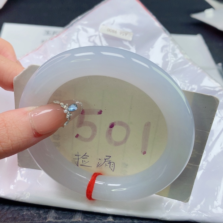 翡翠未镶嵌手镯圈口565758